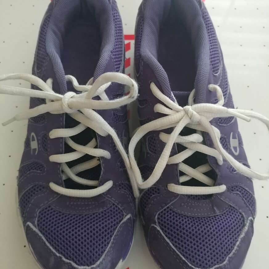 Champion stennis shoes size 6