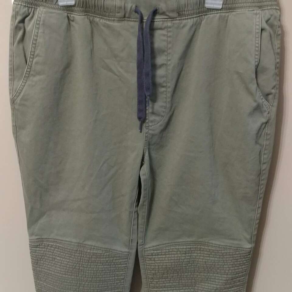 ARIZONA JEAN CO OLIVE GREEN JOGGERS SIZE 38