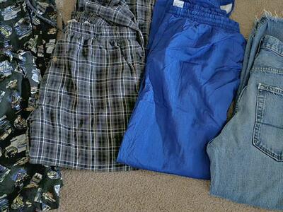Lot of 4 pants/jeans size medium (waist size 34)