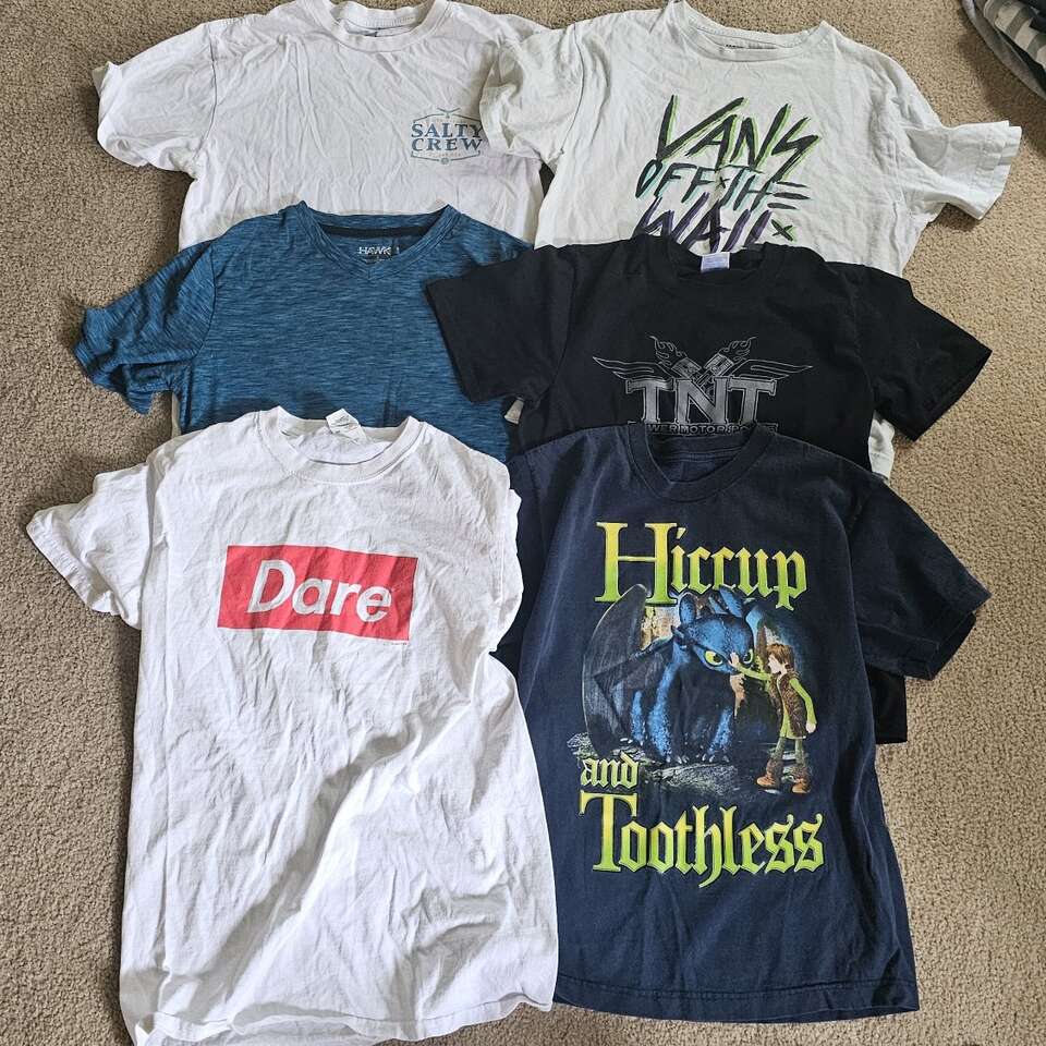 Set of 5 boys tshirts size 12