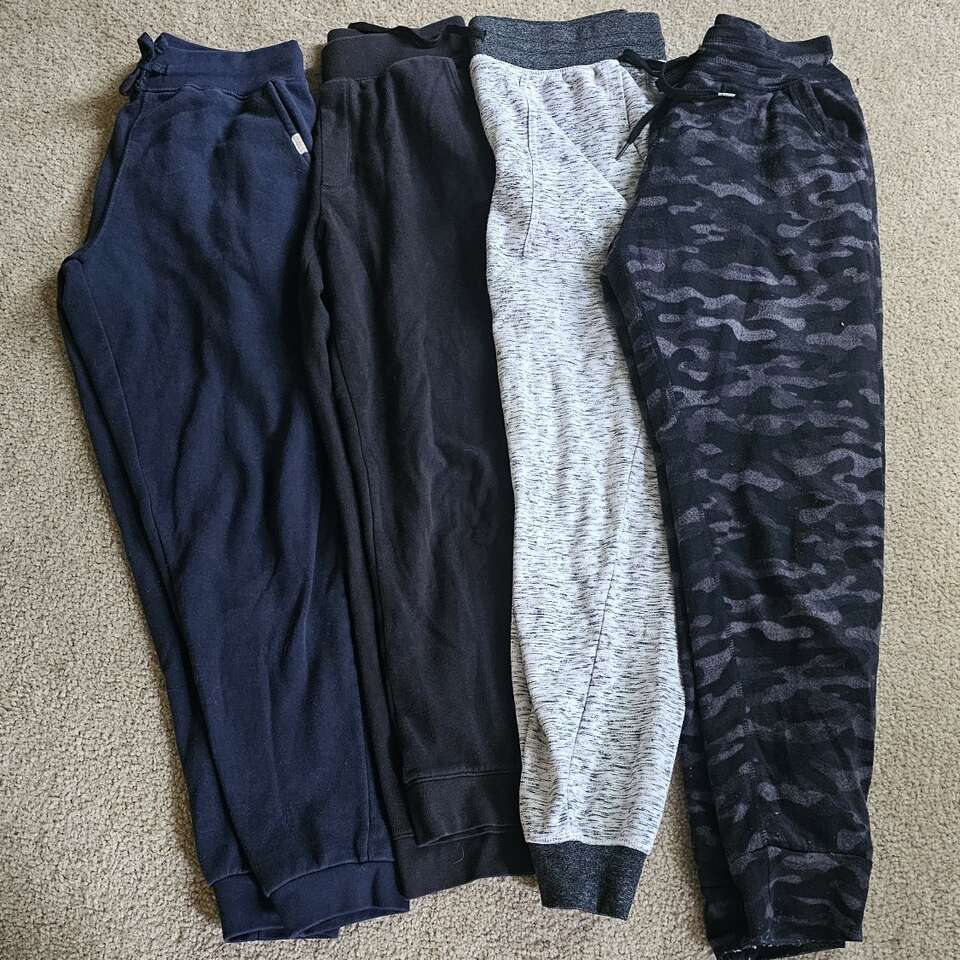 4 pairs of sweatpants size 14