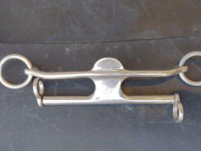 Horse Bit for driving & prevents head nodding