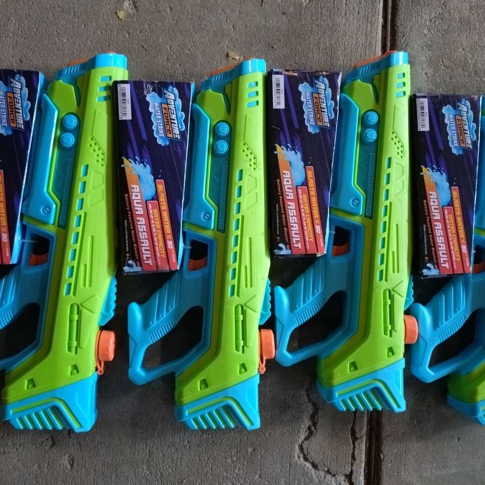 4x Squirt Guns Electric Adventure Force