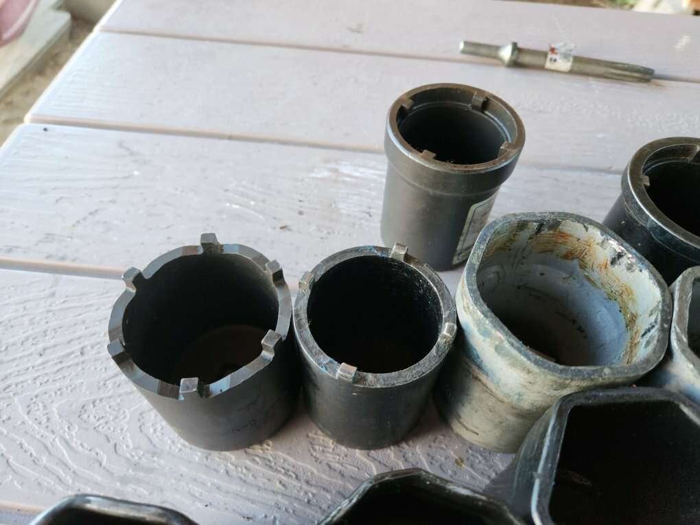 Axle lock nut/ weel bearings lock nuts