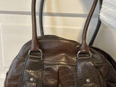 East 5th Ave Alligator Print Faux Leather Shoulder Bag/Purse