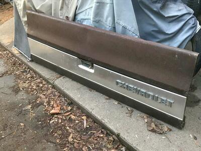Chevy Tailgate 81-87, With Trim Panel