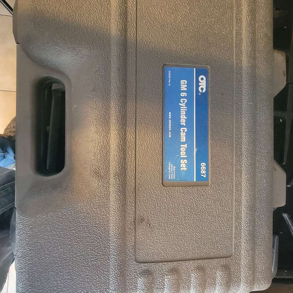 OTC Gm 6 Cylinder cam tool set. 6687