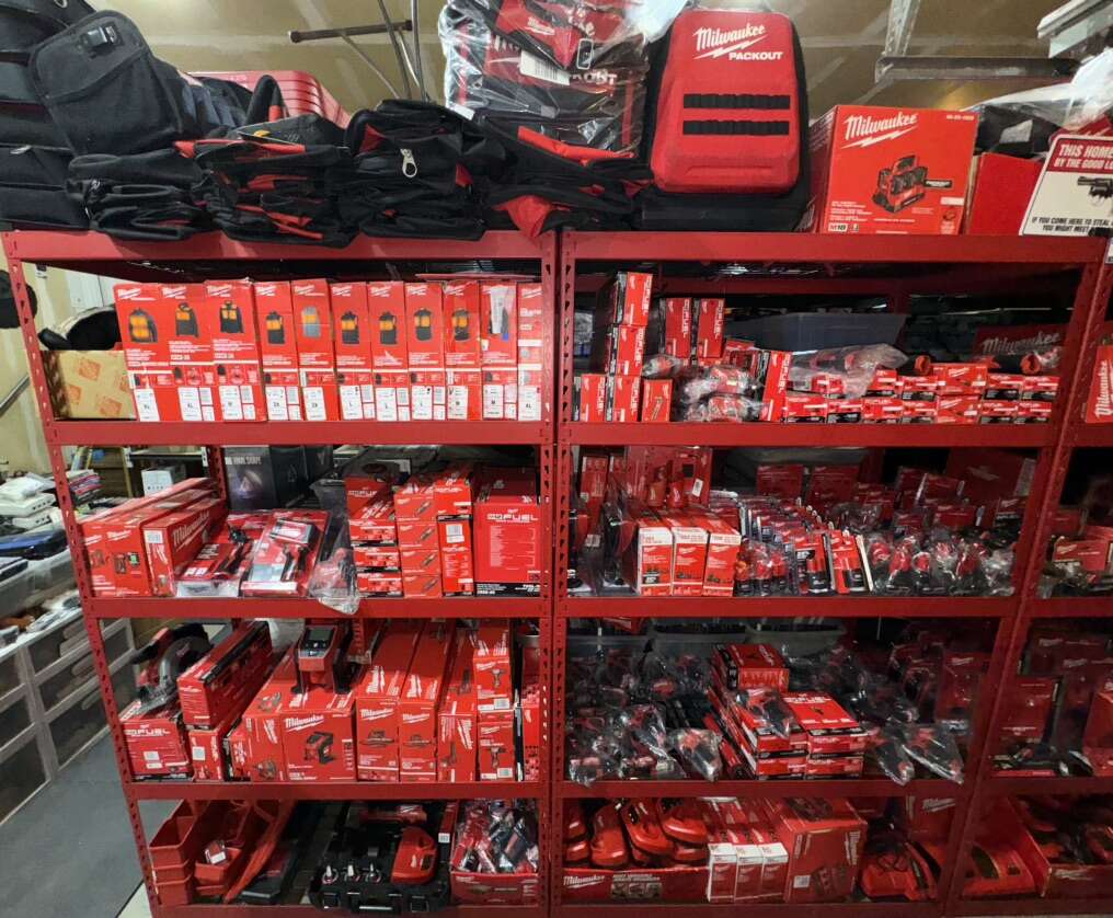 M12 - MILWAUKEE DRILLS - RATCHET DRIVERS IMPACTS HAMMER WRENCH FUEL