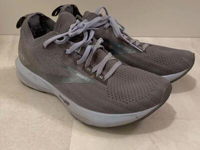 Womens Brooks Levitate 3 Running Shoes