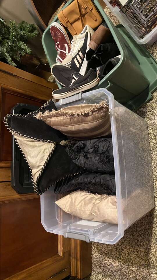 home Decor, Pillows, Clothes