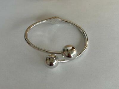 Kate Spade New York Silver Hinged Ball Bracelet