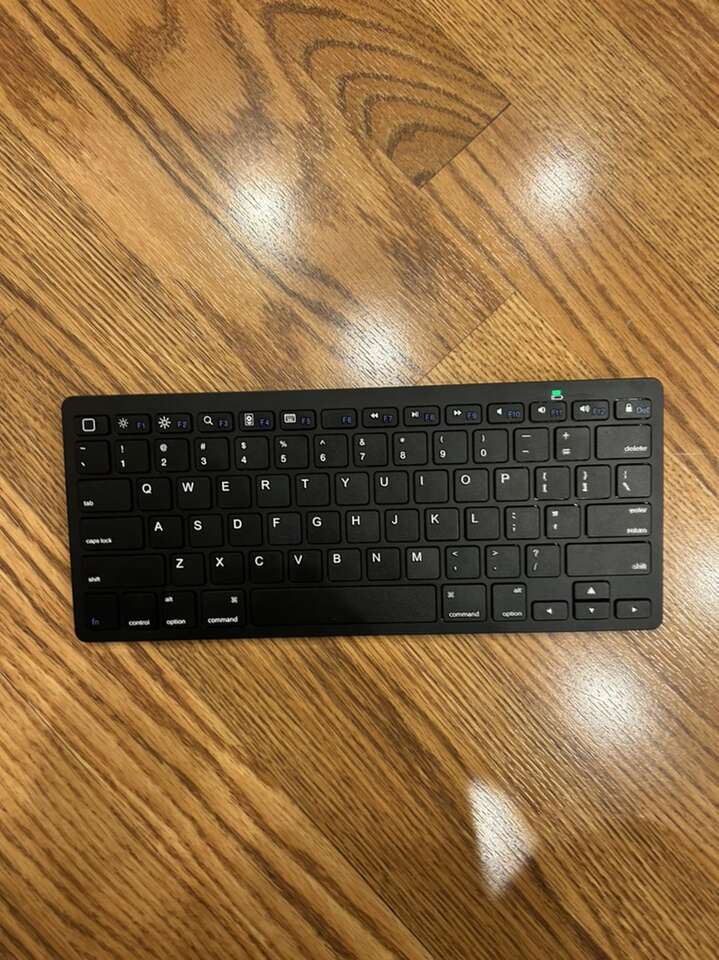 Omoton Wireless Keyboard Model KB066 Black