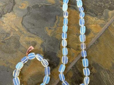Stone Necklace And Bracelet Set