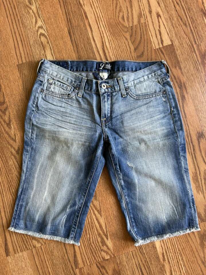 NWT Lucky Brand Denim Shorts Medium Wash 8 29 W