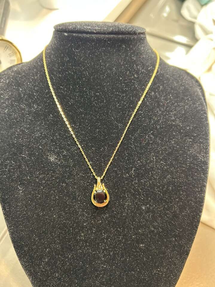 18kgf Brown Black stone Teardrop Pendant 16