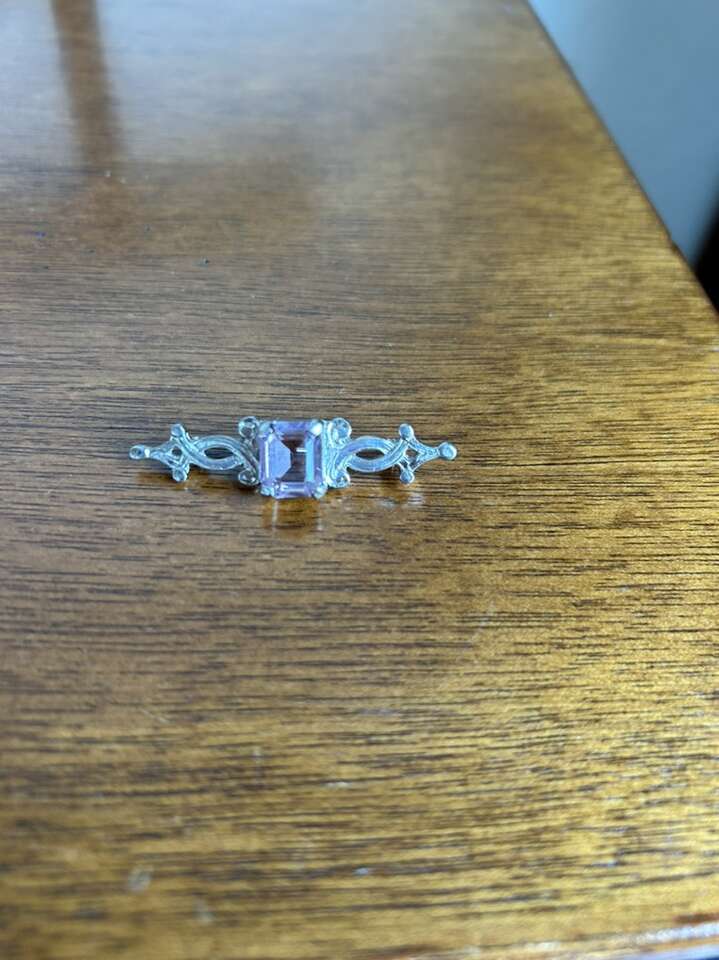 Silver Plated Scotland DB Brooch Purple Stone