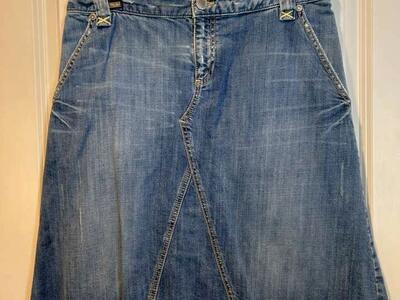 Banana Republic A Line Raw Hem Denim Skirt Size 6