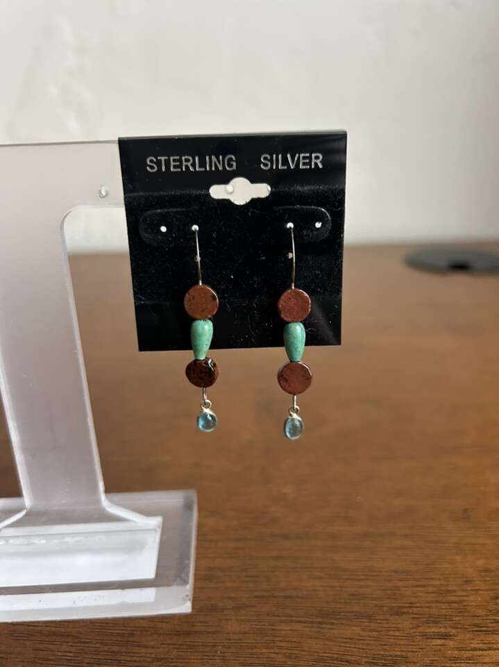 Sterling Silver Mahogany Turquoise Crystal Earring