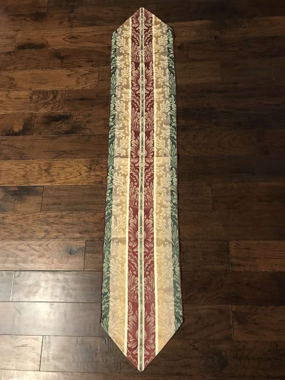 Table Runner - Colors - Cranberry, Green and Gold