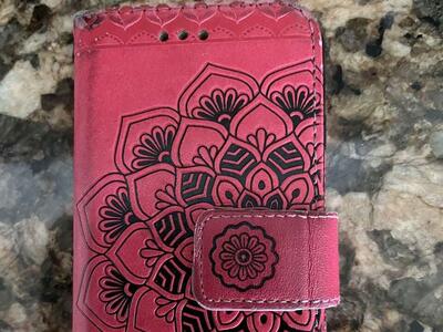 iPhone 7 Leather Case with Card Holder, Flower Design with Magnetic Clasp, Red