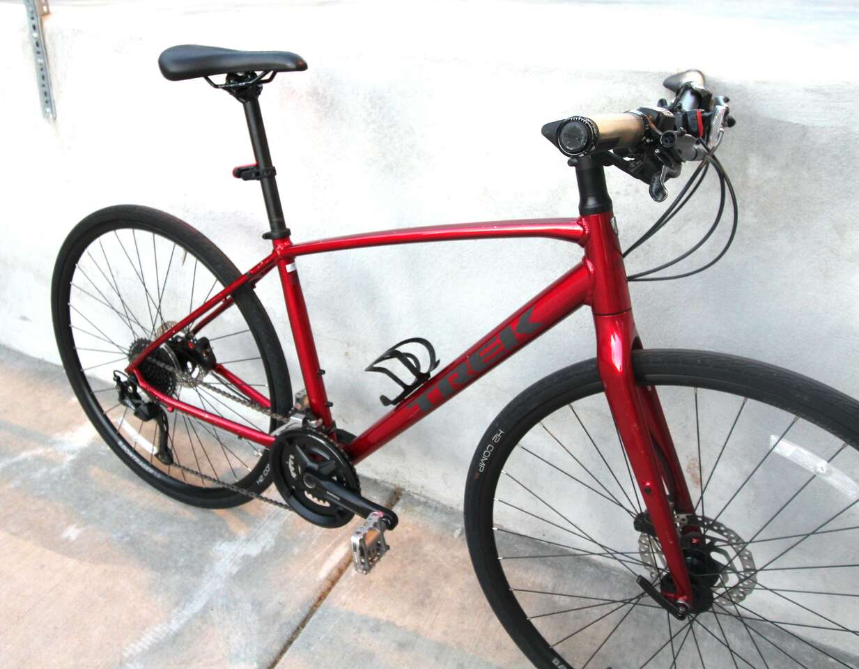 TREK FX/3 Disc - Medium / 17.5 in Frame