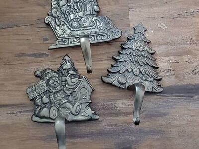 Set of 3 Christmas Stocking Hangers Holders