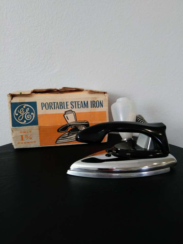 Vintage General Electric Steam Iron