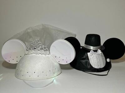 Disney Parks Mickey & Minnie Mouse Wedding Groom and Bride Ears Hat Set Tuxedo