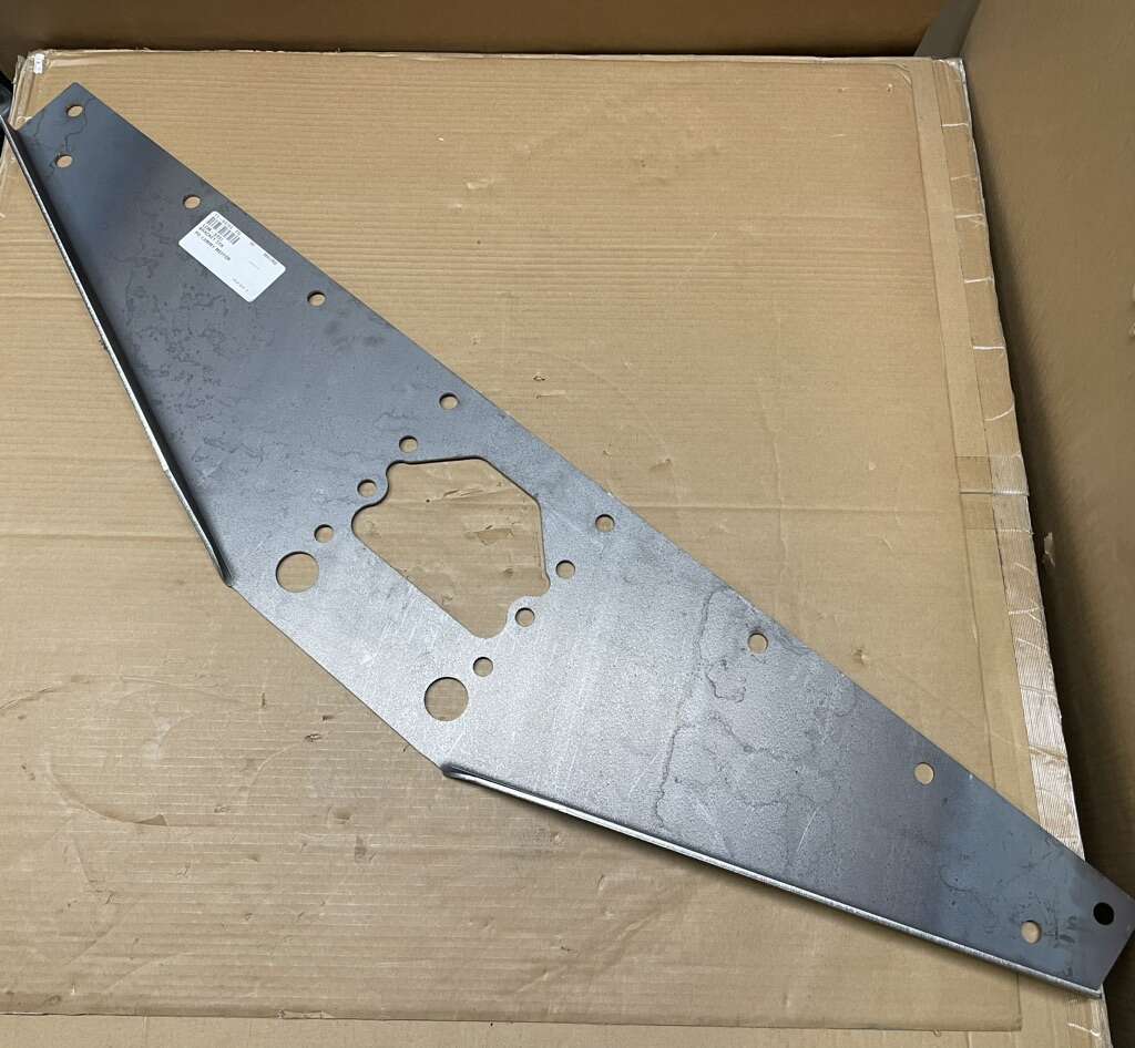 HALF PRICE! BRAND NEW Aurora Trailer LGM-ST01 Bracket L/G Mounting (2 AVAILABLE)