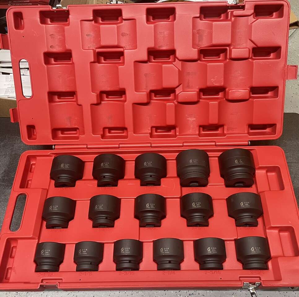 HALF PRICE OF AMAZON! BRAND NEW SUNEX TOOLS 5616 16-Piece SAE 1” Drive Jumbo Socket Set (2-1/16" to 3")