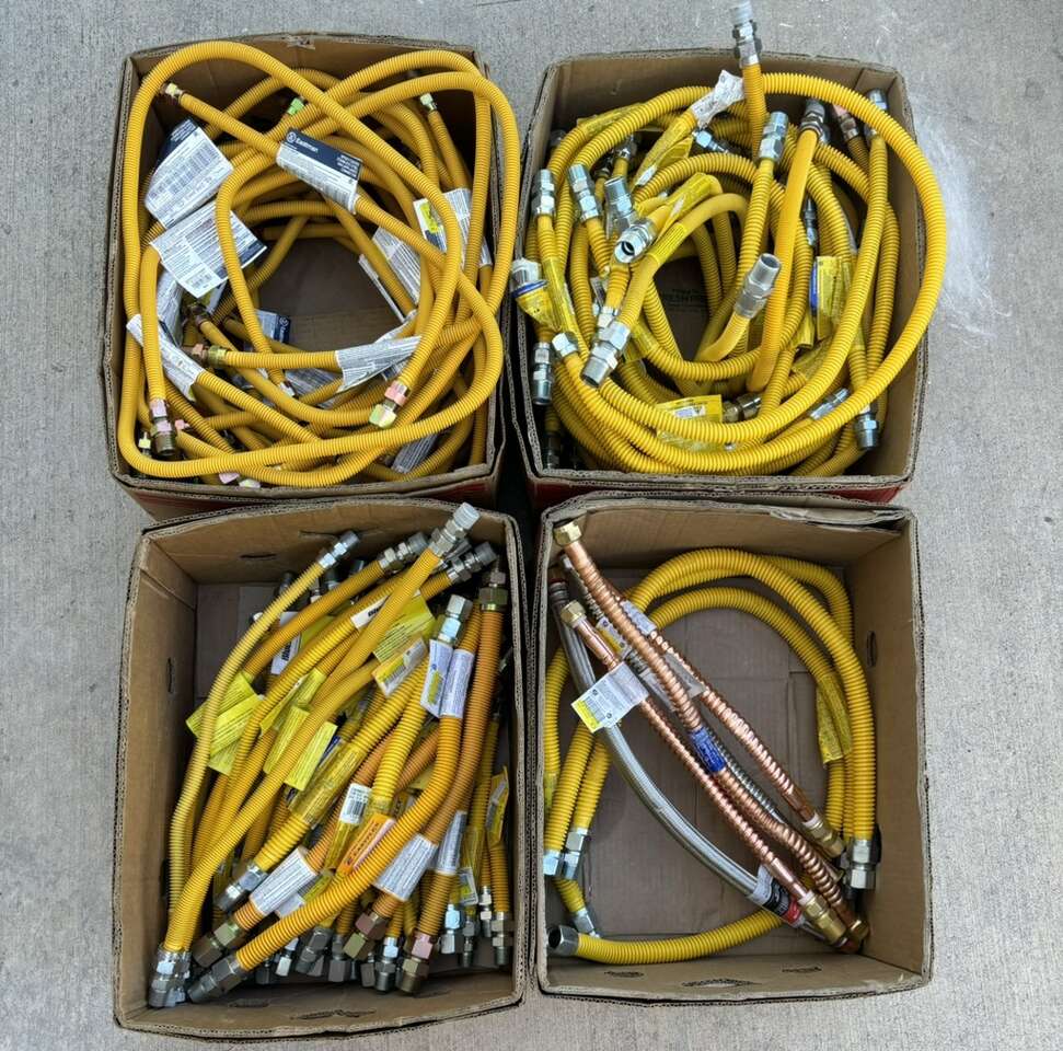 80% OFF RETAIL! 101 BRAND NEW WITH TAGS Various Gas/Water Lines BUY IN BULK AND SAVE BIG TIME!