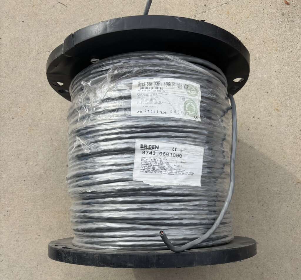 SAVE $658! BRAND NEW 1000' Spool of BELDEN 8743 0601000 22AWG 6-Pair Unshielded Audio/Control Cable/Wire