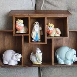 House of Lloyd Wood Noah's Ark Shelf