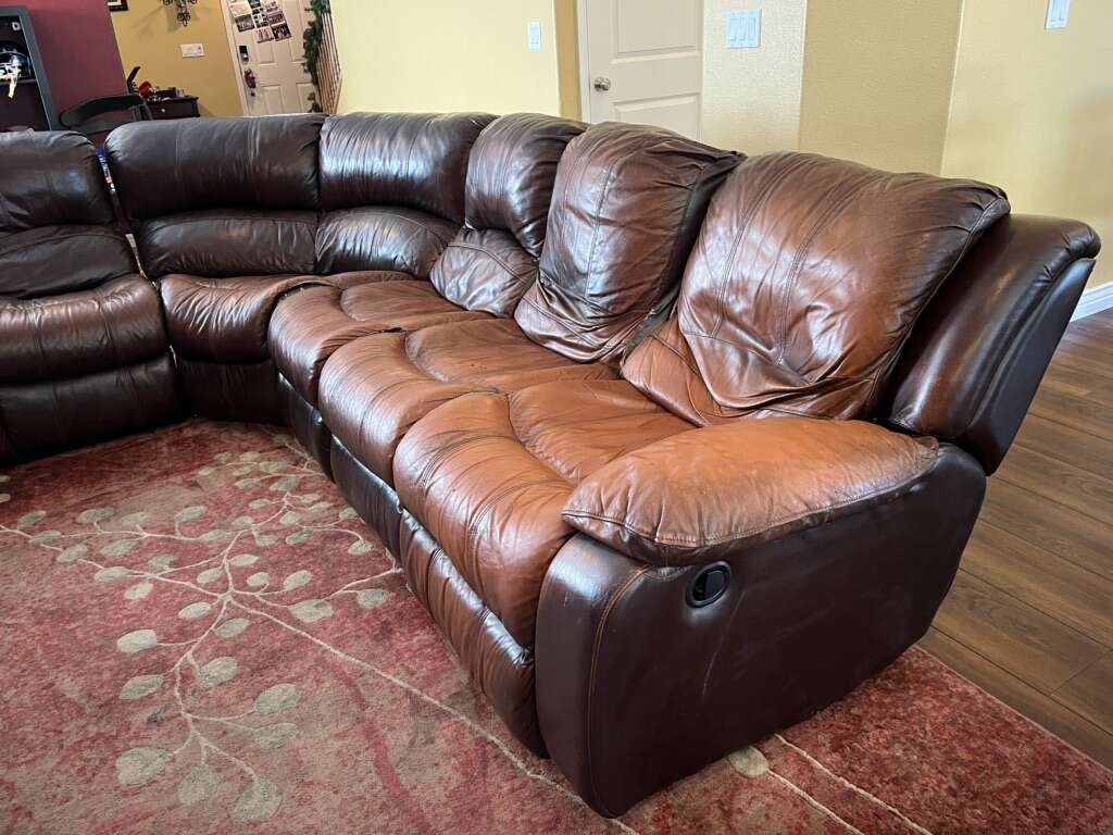 Leather Sectional As Is *FREE* (see d… Furniture