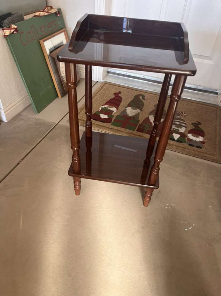 Side Table | Furniture | ksl.com