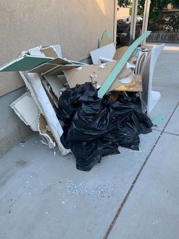 Junk Removal | Debris Removal | Garage Clean-up | Appliance Disposal | Storage Clean out | Mattress Removal