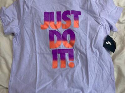 Nike tee Size M, L, XL