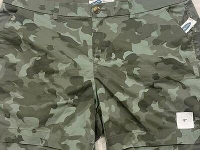 Womens Shorts Size 18