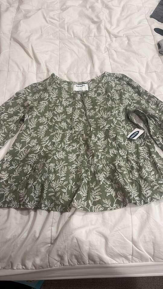 Girls Blouse Size Medium