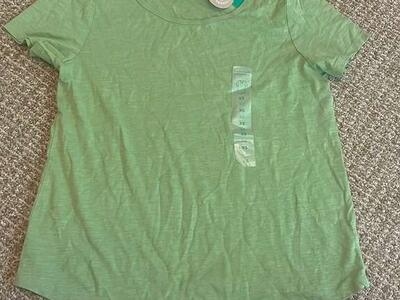 Womens Tee size XS