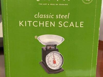 Kitchen Scale - Sur La Table