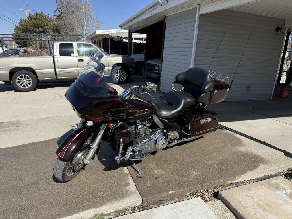 2011 Harley-Davidson FLTRU Road Glide Ultra!!