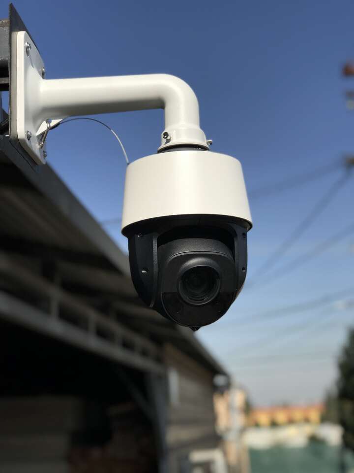 Security Cameras, 4K, motion detection, remote view, color nightvision, one year warranty