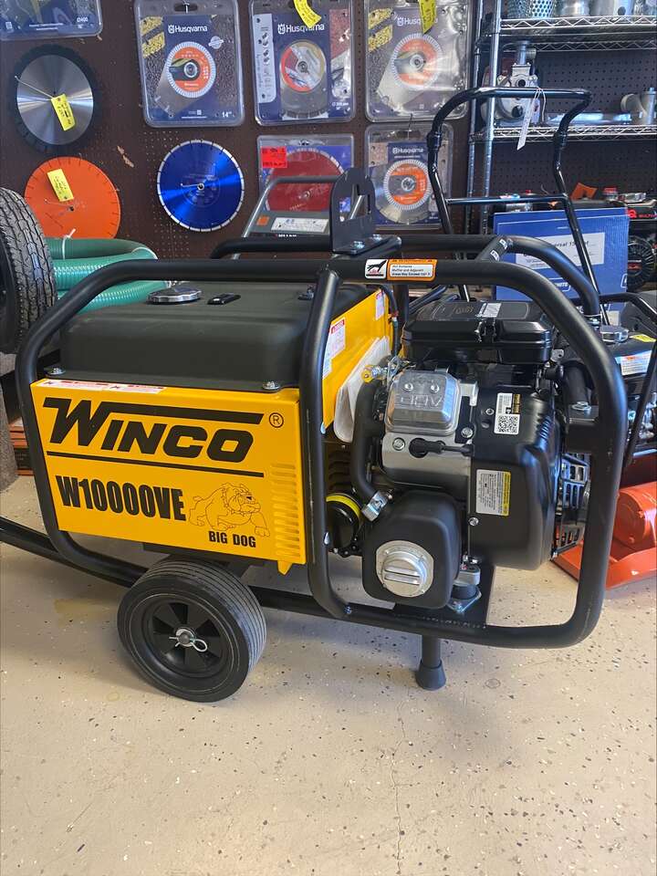 Winco 10000 watt gasoline generator with warranty!