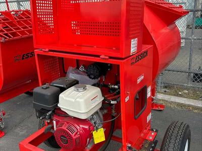 New Hydraulic dump, 12 cf Multiquip mixer with 2 year warranty!