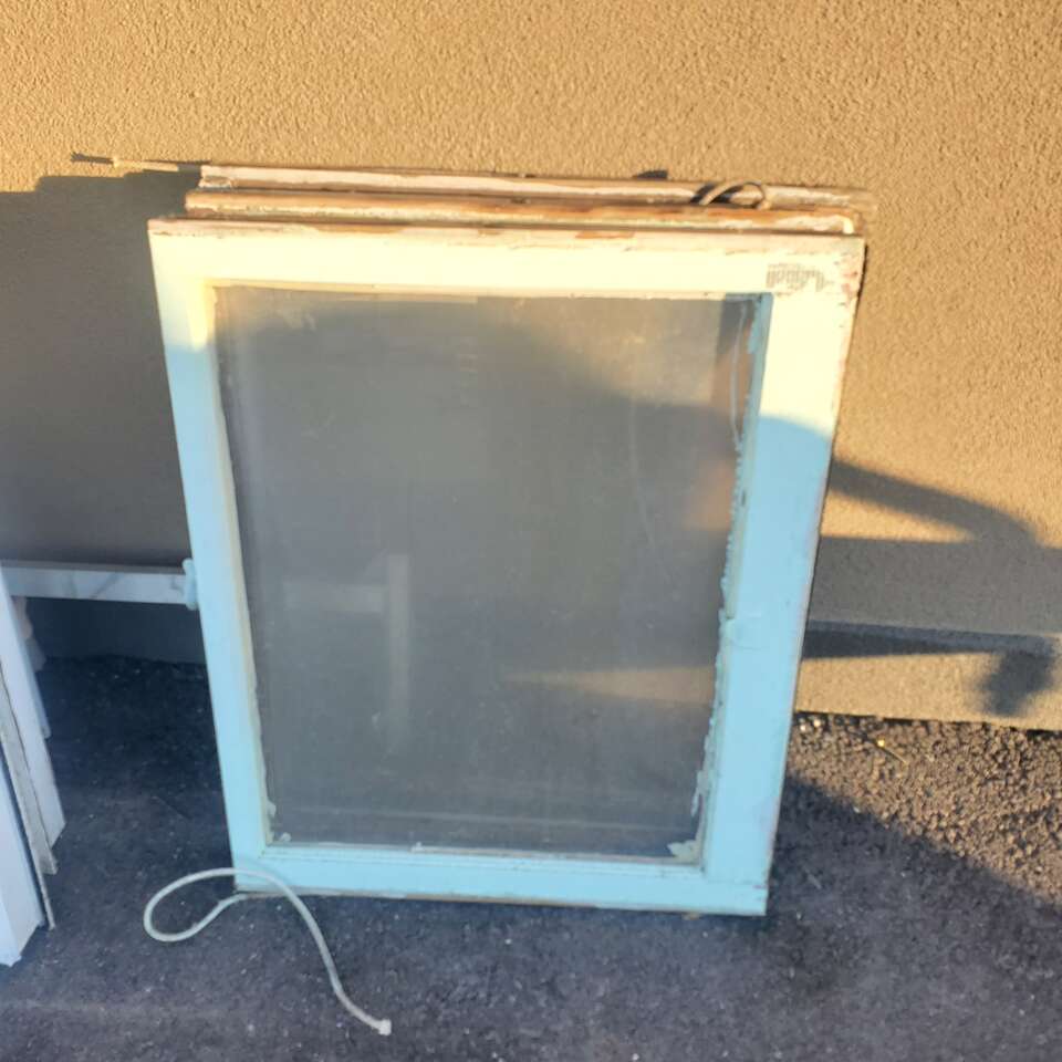 old wood windows 30 x 24