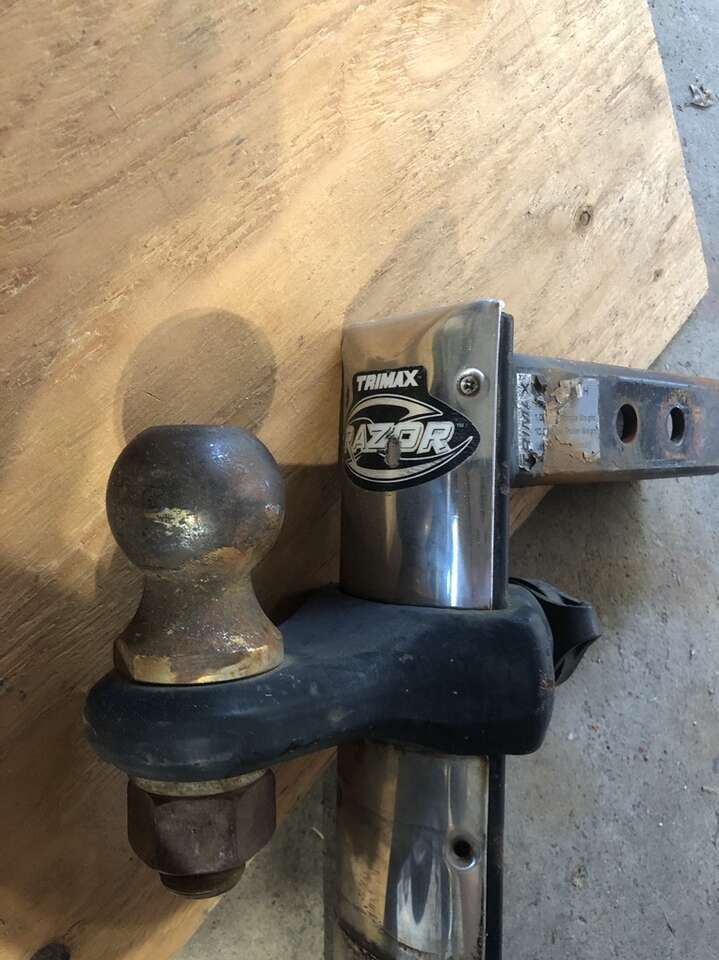 Trimax Razor Adjustable Trailer Hitch
