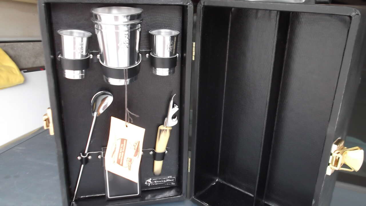 Ever Wear Trav-L-Bar