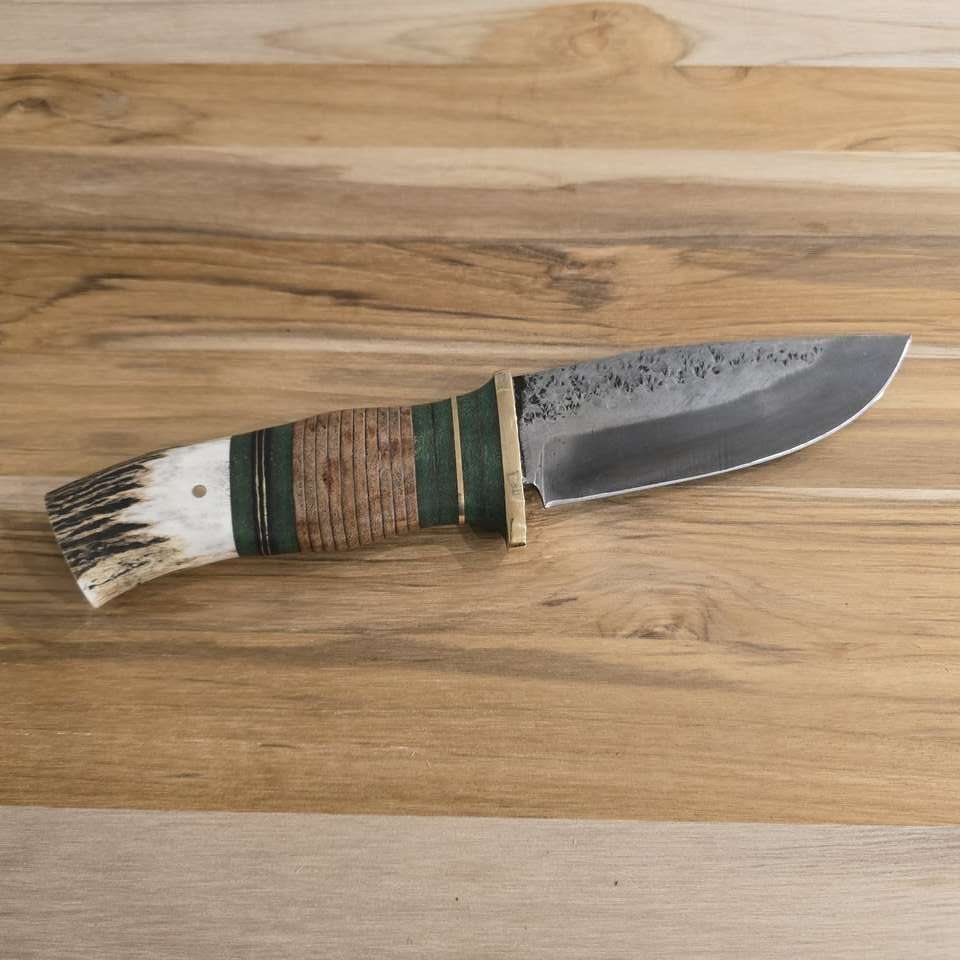 El Matador's Hunter knife with case and full tang