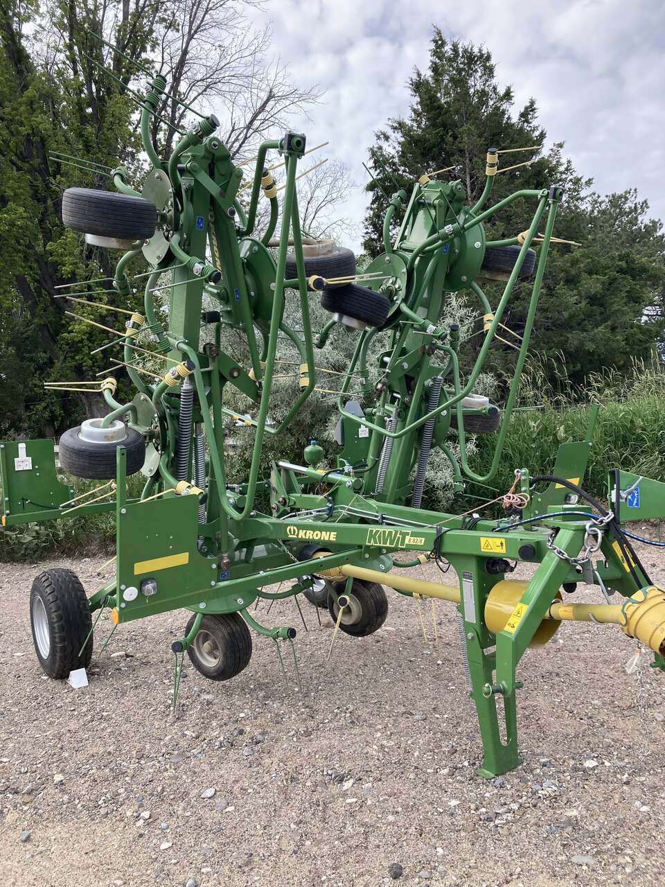2023 Krone KWT8.82/8 Tedder (2471)